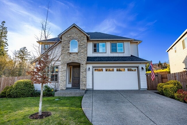Building Photo - Beautiful Gated 3-Bedroom Home in Camas – Loft/family room, Bonus room, and Outdoor Living!