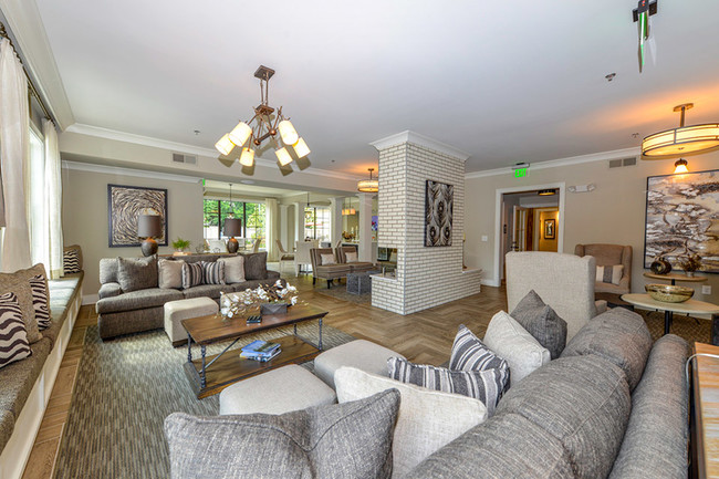 The Residences at Chastain Apartments