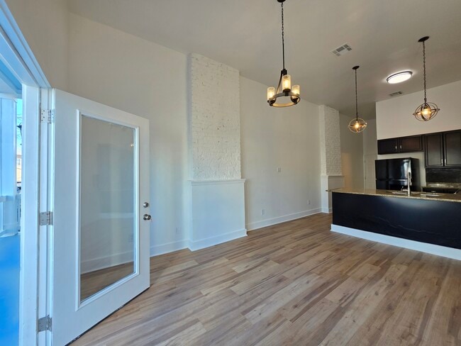 Photo - 2624 Palmyra St