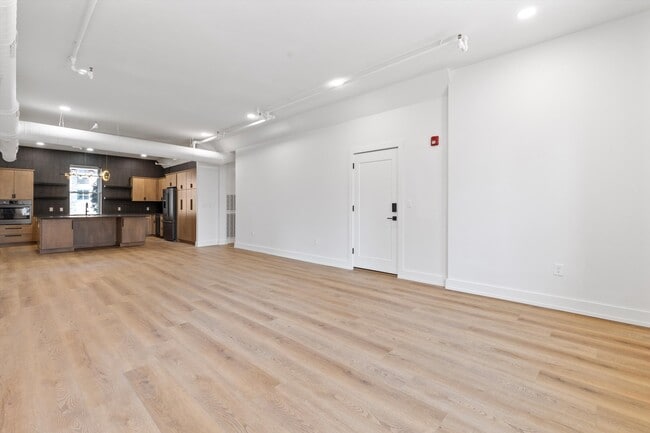 Photo - 713 Market St Unit #100