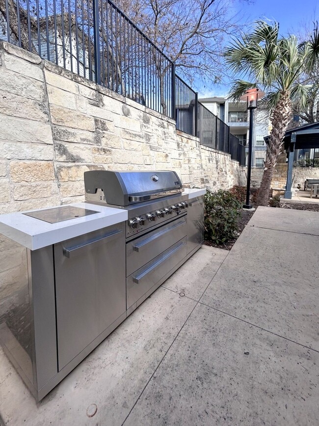 Outdoor Grill