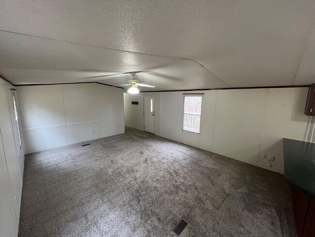 Photo - 3845 Wickham Rd