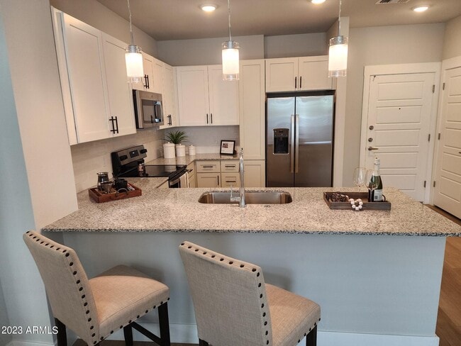 Photo - 15510 N La Cometa Ave Unidad B2