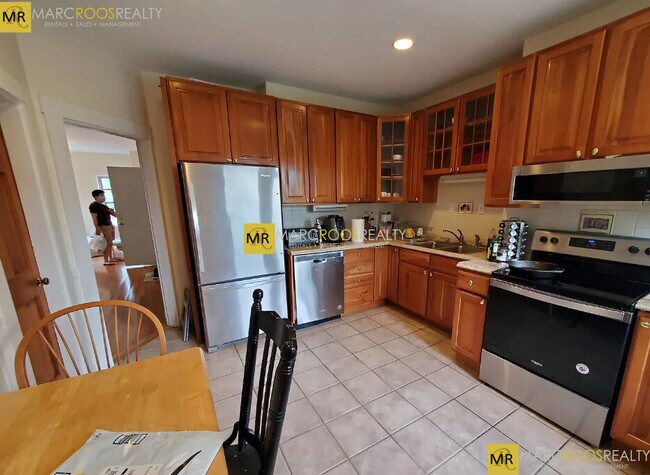 Photo - 149 Centre St Unidad 1