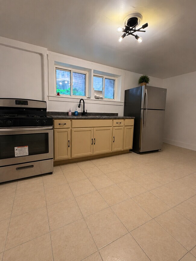 Photo - 8119 S South Shore Dr