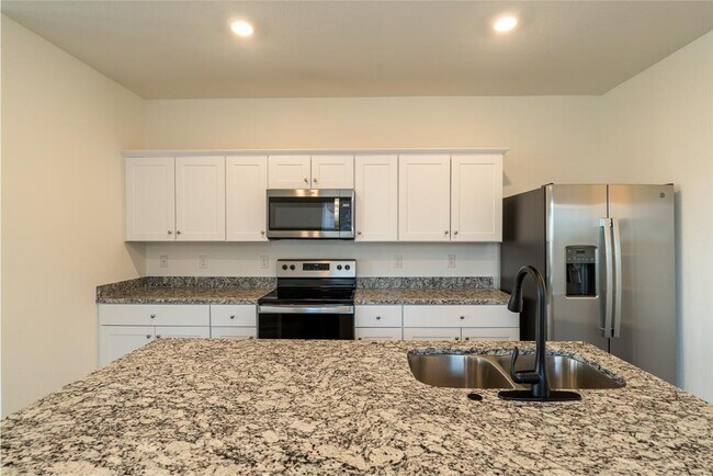 Photo - 402 Gemsbok Rd