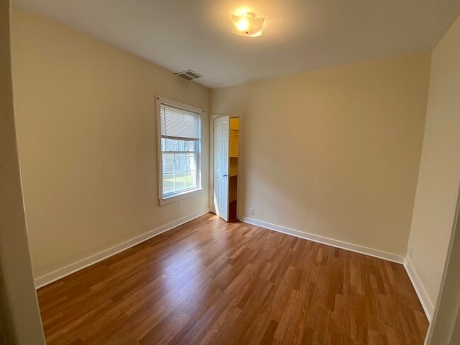 Photo - 3638 W Cornelia Ave Unidad #1