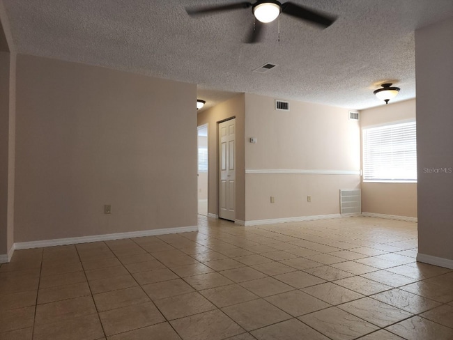 Photo - 3211 20th Ave W