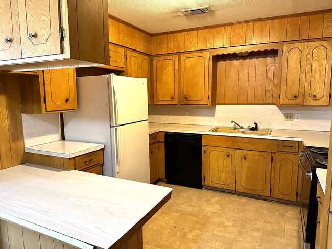 Photo - 706 Manson St