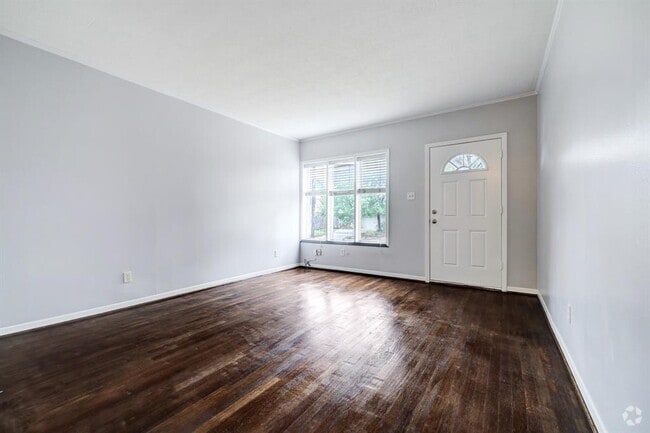 Building Photo - 1608 Bonnie Brae St Rental