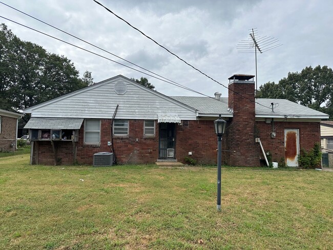 Photo - Recently renovated 1275 sq. ft single fami...