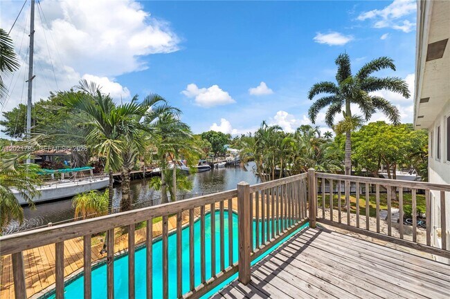 1617 SW 17th Ave