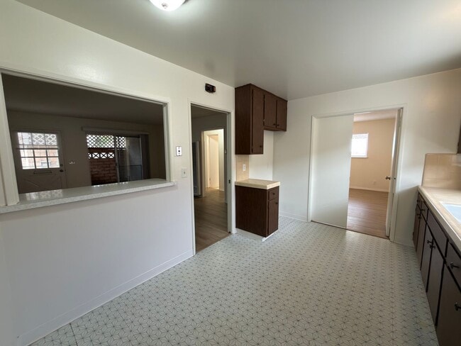 Building Photo - 348-350 S. Bedford Road Unit 350