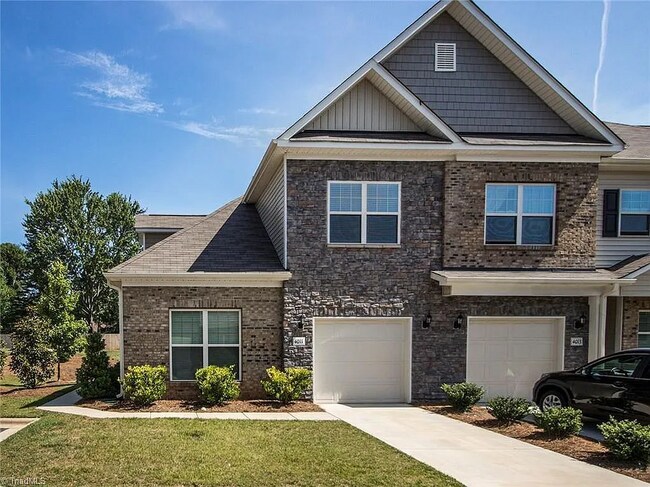 Photo - 4011 Canterwood Dr House