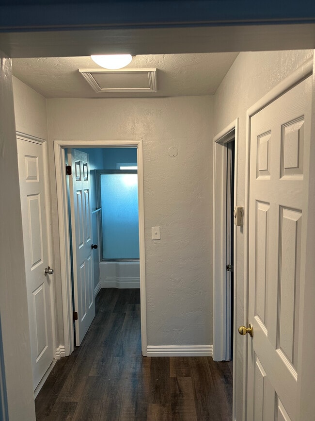 hallway - 648 W Peralta Way