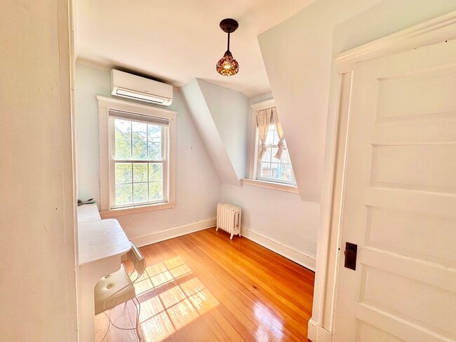 Photo - 94 Florian St