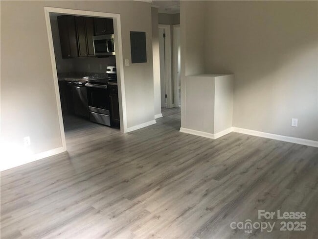 Photo - 849 Crestway Dr