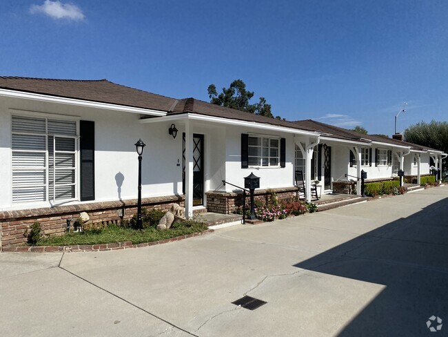 Building Photo - 309-311 S Baldwin Ave Rental