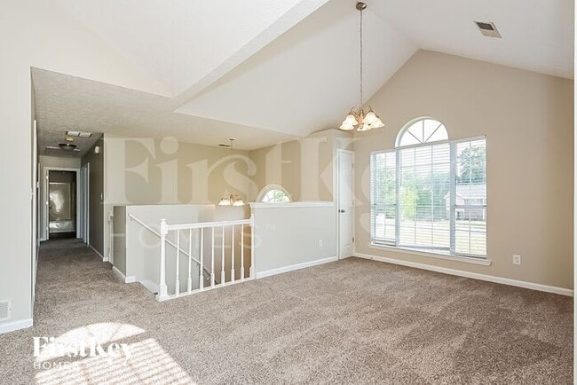 Photo - 4049 Fieldway Rd