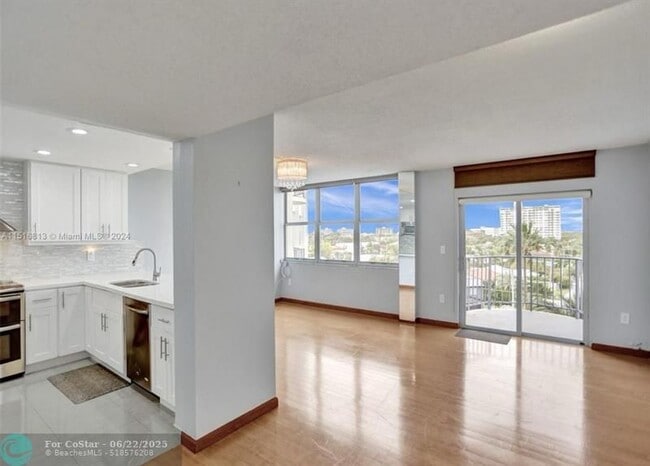 Building Photo - 11930 N Bayshore Dr Unit 601 Rental