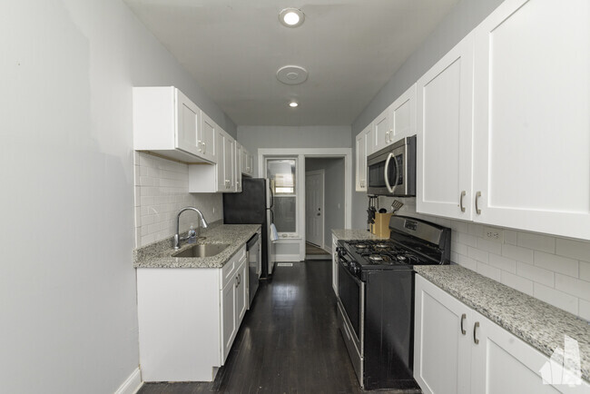 Building Photo - 3818 W Irving Park Rd Unit #1 Rental