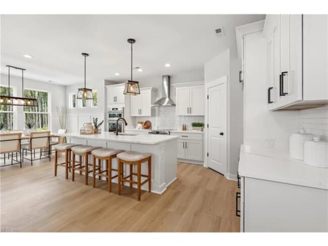 Photo - 5 Bedroom 3 Bathroom for rent