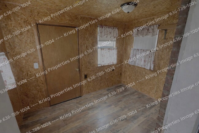 Photo - 128 N 10th St