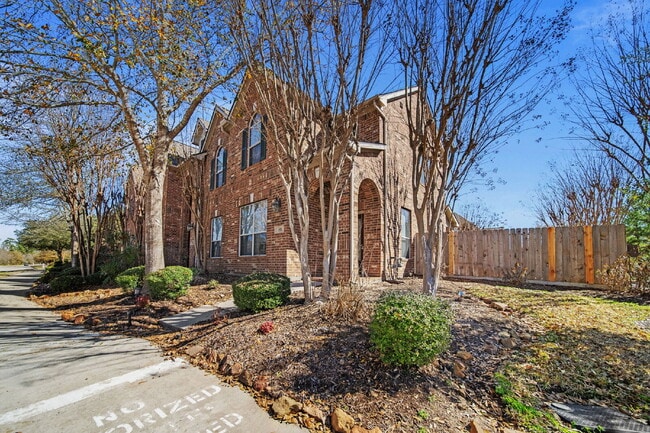 Photo - Exceptionally well-maintained Sterling Ridge Townhome boasts an array of desirable features!