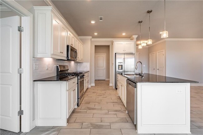 Photo - 511 Piper Ln