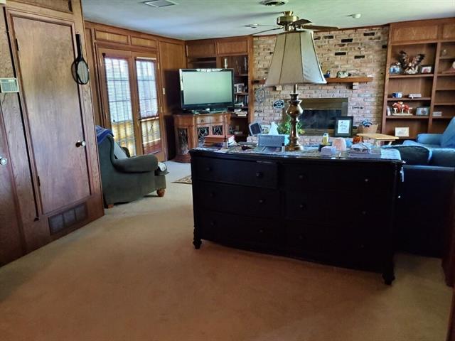 Building Photo - 1013 N Cottonwood Dr