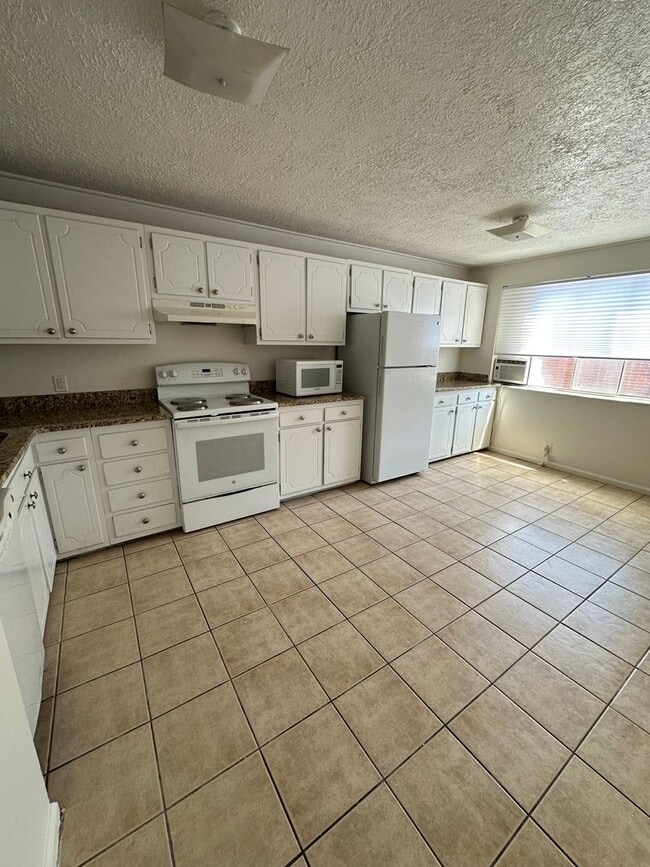 Photo - 259 E 5900 S Unit 1
