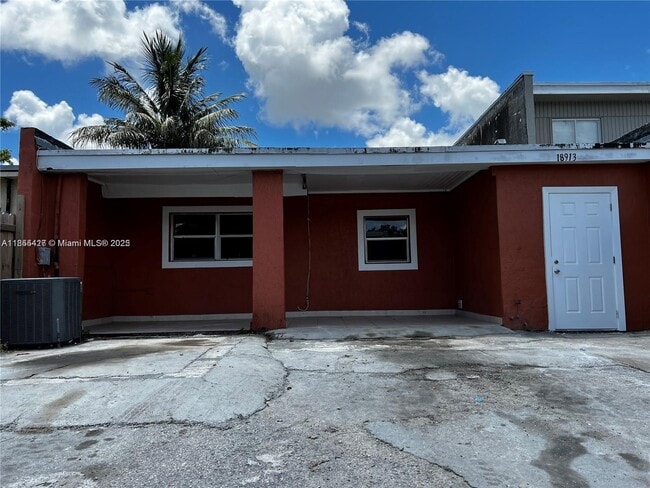 Building Photo - 18913 NW 46th Ave Rental