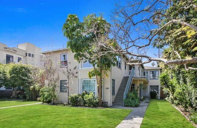 Photo - 1034 5th St in Santa Monica - 5 blocks to ...