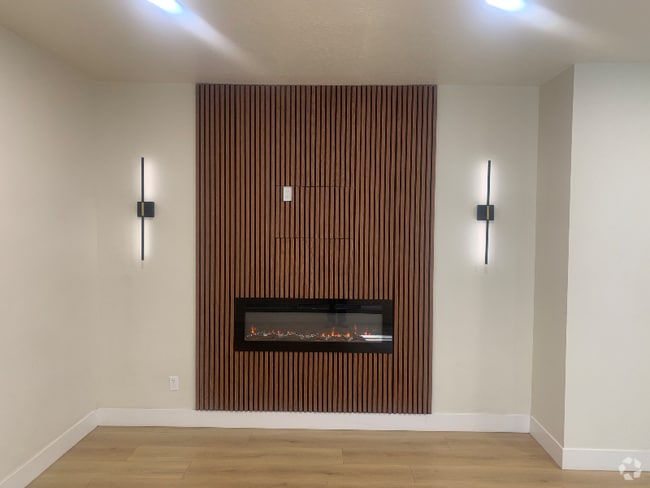 Building Photo - 375 E 800 S Rental