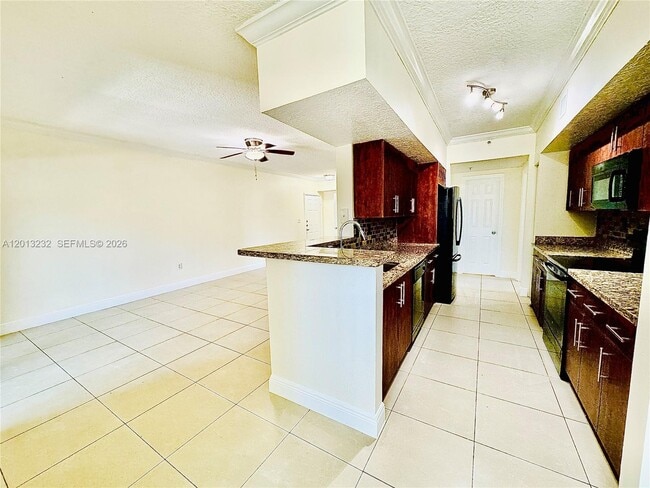 Building Photo - 220 SW 116th Ave Unit 15207