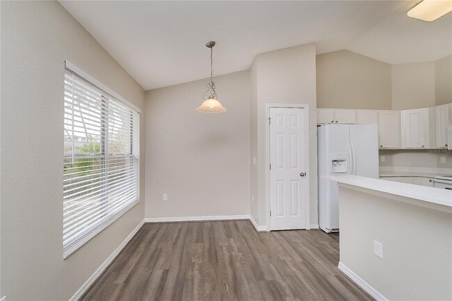Photo - 1067 Aladdin Rd