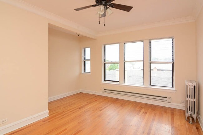 Photo - 4619 N Paulina St Unit 214