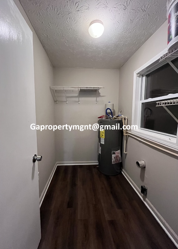 Photo - 231 Waddell Dr