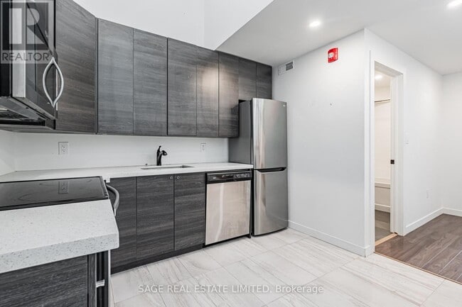 Photo - 14 Cross St Unit 3