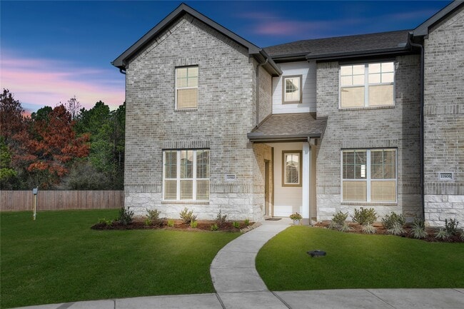 Photo - 11910 Amber Oak Wy