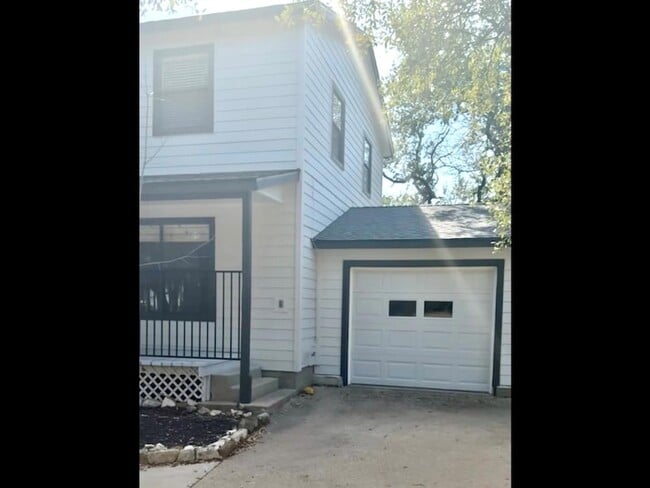 Photo - 15205 Cavalier Canyon Dr Unidad B