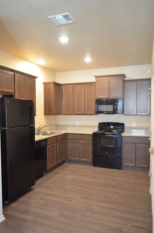 Photo - 1713 Clovis Dr Unit A 1713