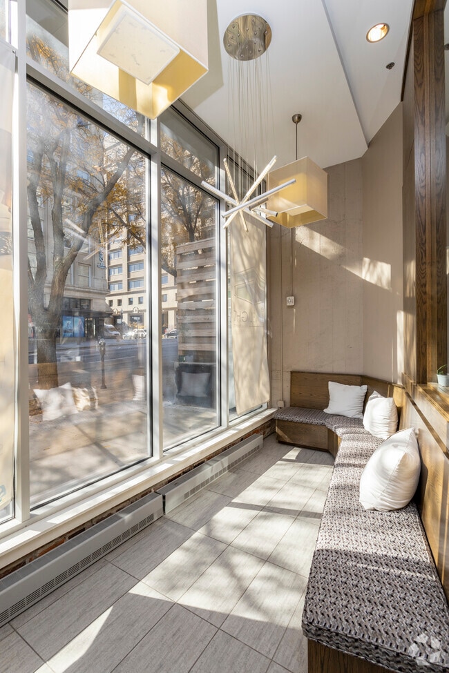 Lobby - Limelight at Sixteenth