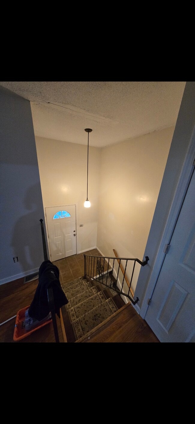 Main level entry - 15006 W 150th Ter