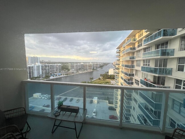 Photo - 3800 S Ocean Dr Condominio Unidad 1501