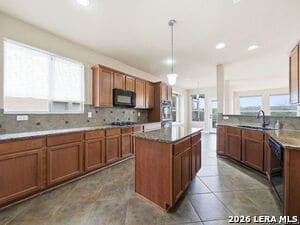 Photo - 23514 7 Winds