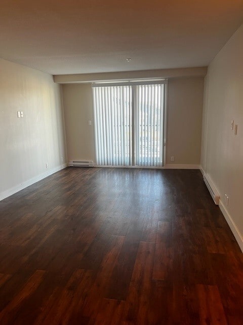 11004-11102 102 Ave