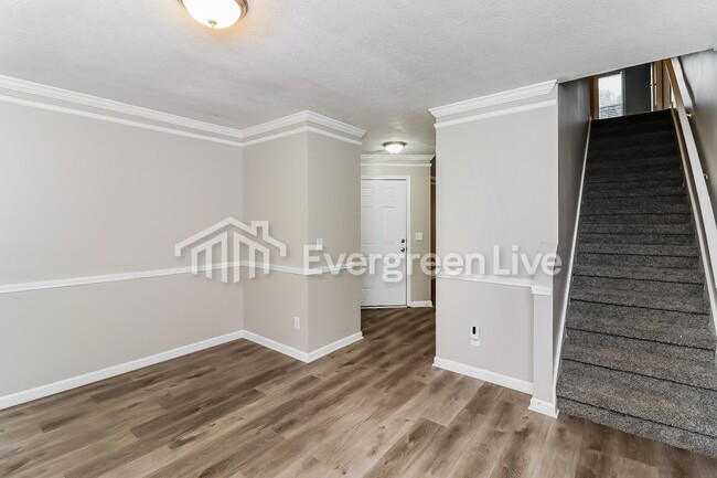 Photo - 3774 Cress Way Dr