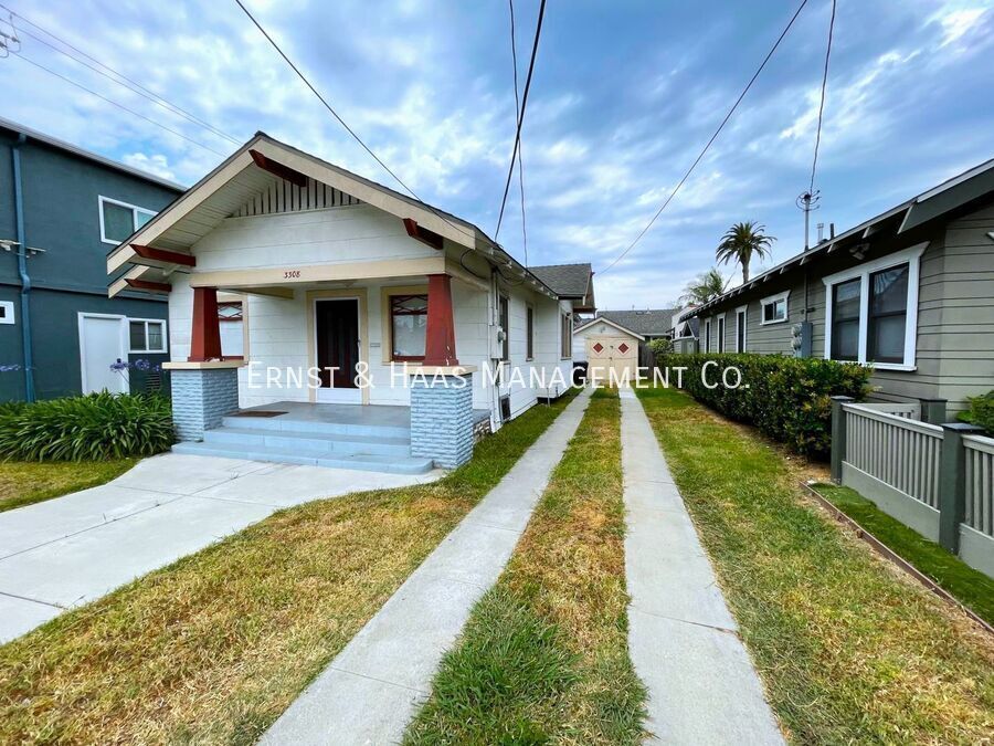 Photo - 3308 E 3rd St