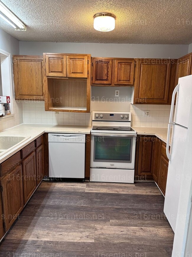 4722-4724 E 8th St N - 4724 E 8th St N